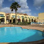 1-bed Sleeps 2 Sunbeds & Towels Apartman *