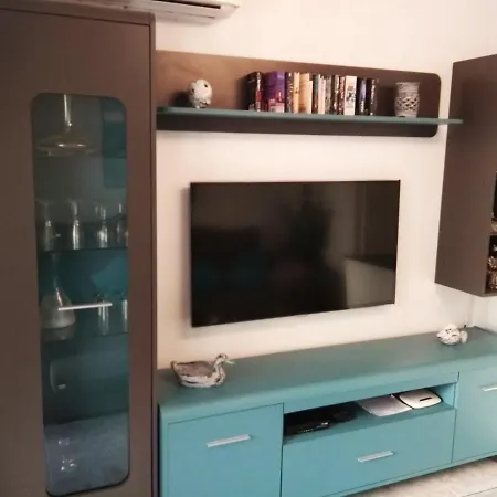 1-bed Sleeps 2 Sunbeds & Towels Lägenhet